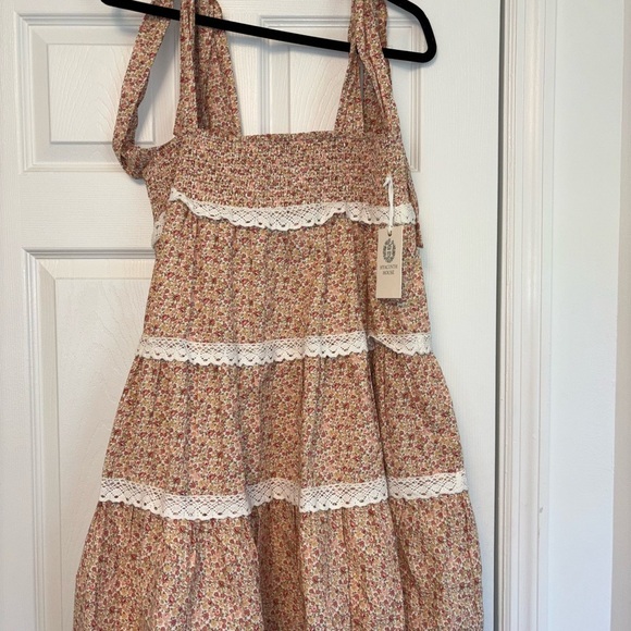 Hyacinth House Tuckernuck NEW Pink Floral Bow Tellie Tiered Lace Mini Dress  S - Picture 14 of 15